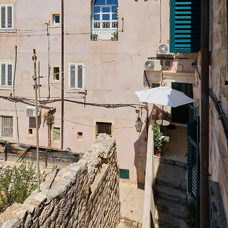 Hedera Estate Hedera 7 Ragusa