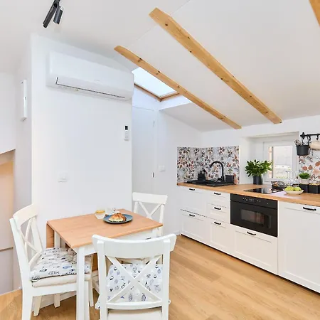 Hedera Estate Hedera 7 Apartman *
